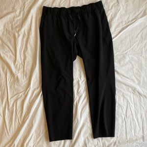 lululemon on the move pants.